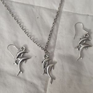 Double dolphin silver necklace and earrings